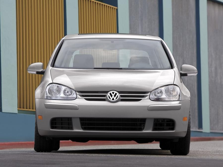  Volkswagen Golf Rabbit 5-Door 2006 года  (фото 21 из 26)